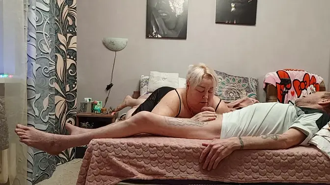 Cumming After Suck Session with StepMom