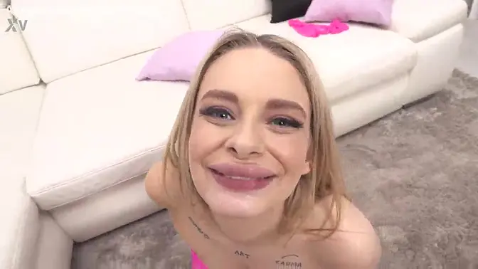 Curvy beauty Naomi Love takes it in the ass hardcore