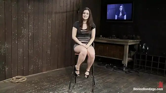 Curvy Charlotte Vale's Hard Facial Slapping