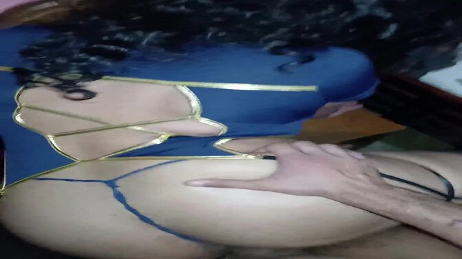 Curvy Latina flight attendant deepthroats and takes a pounding