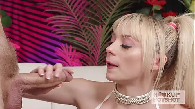 Cute blonde Cecelia Taylor deep throats and takes a facial