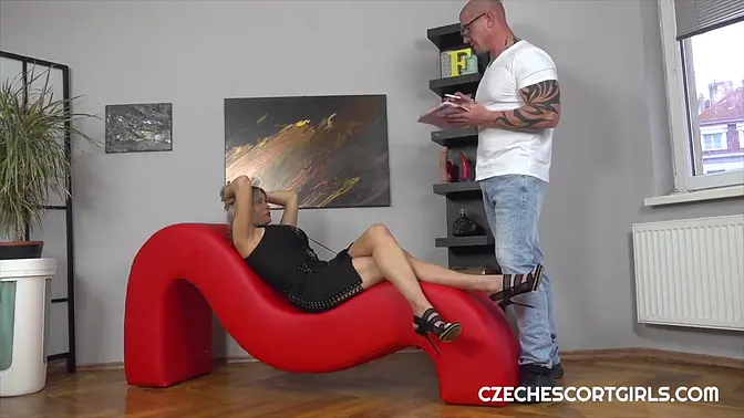 Czech couple tries out new sofa with hot amateur blowjob