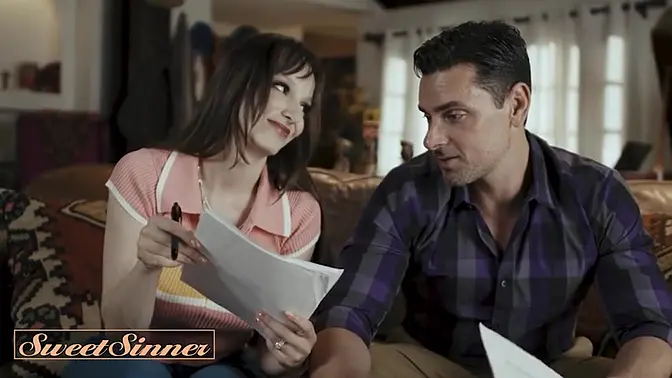 Derrick's Steamy Doggystyle Ride with Victoria Voxxx