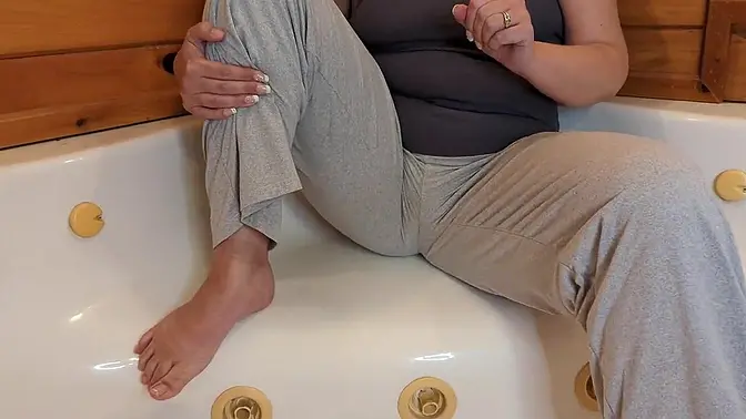 desperately peed my yoga pants