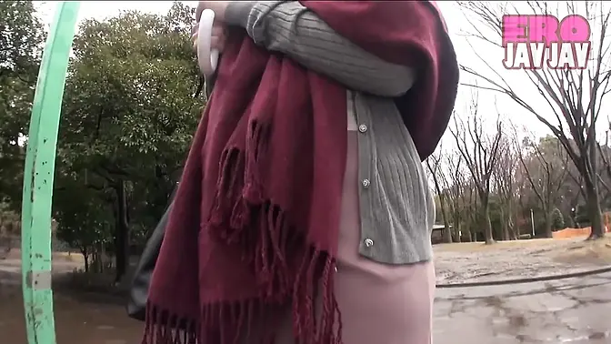 Devoted Married Woman Who Can’t Resist Giving in to Desire - 1