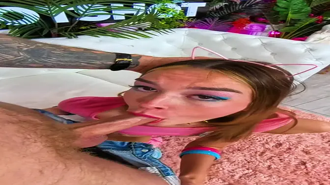 DILF Bryan goes hard with blonde teen Della Cate