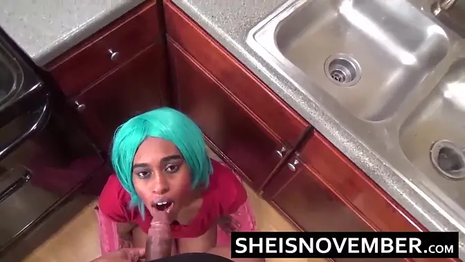 Dominant boyfriend pounds submissive slut's wet pussy