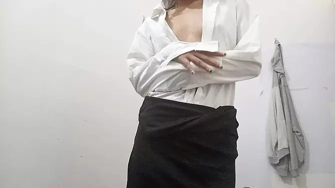 Dripping wet pussy close up masturbation