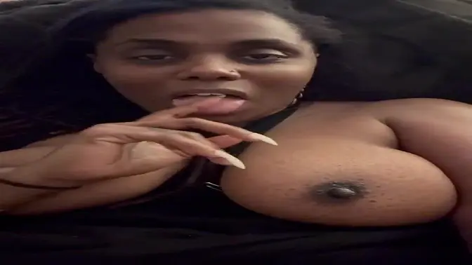 Ebony babe rides her own tight ass in sensual morning session