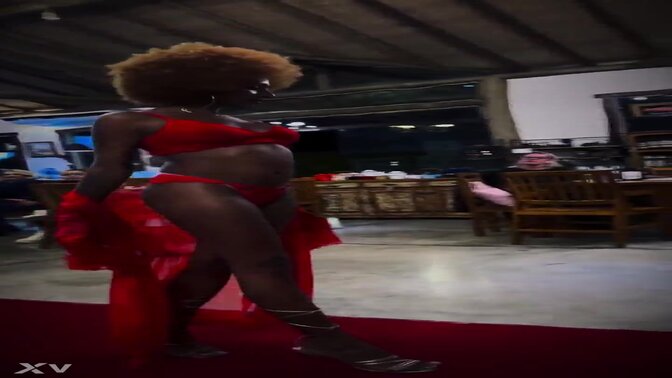 Ebony bikini babe Foxxy Brown goes solo