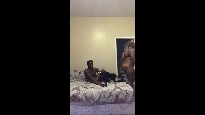 Ebony MILF cheats on her boyfriend with him