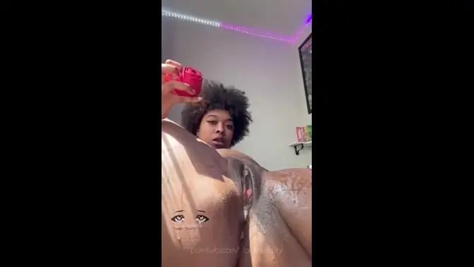 Ebony slut's intense squirting orgasm ends nastily