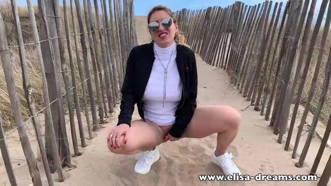 Erotic and naughty video done by going to the beach