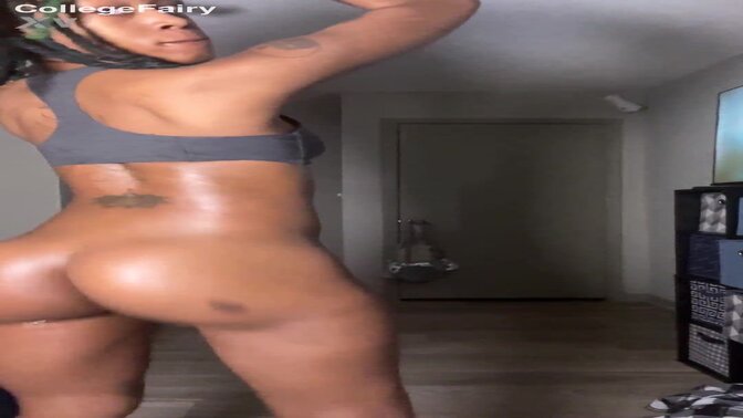 Fat Booty College Twerking