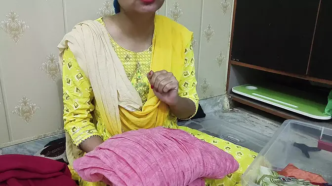 Father-in-law gets screwed by daughter-in-law in a slutty oil massage