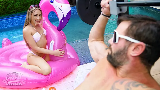 Fitness trainer's petite girlfriend is a fuck doll for workout session