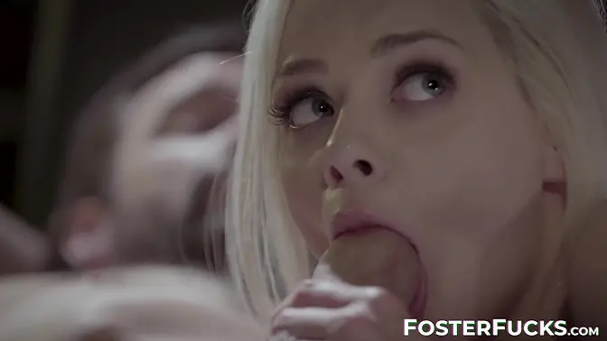 Foster  threesome with Elsa Jean and India Summer