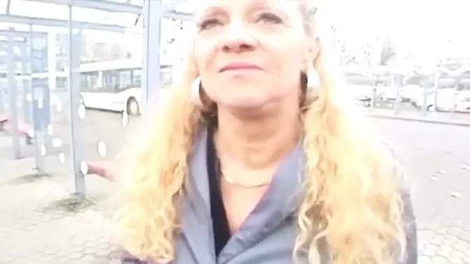 French babe plays with huge toy at her casting