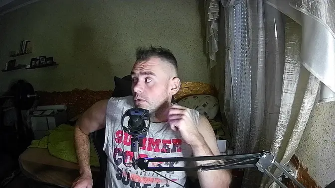 French MILF seeks weekend partner for hot anal action