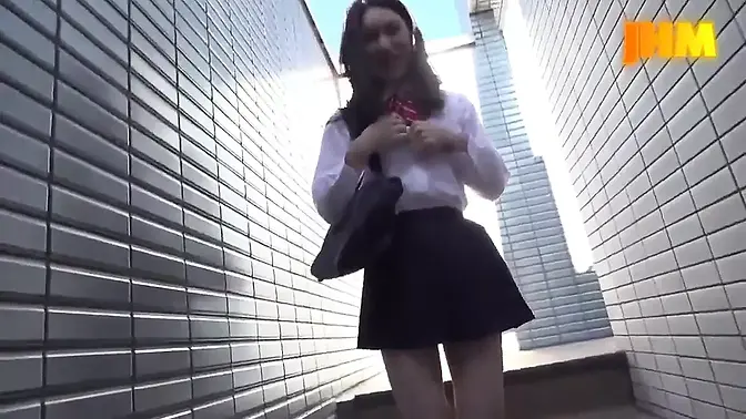 Girl fulfills her twisted desires with a lucky guy