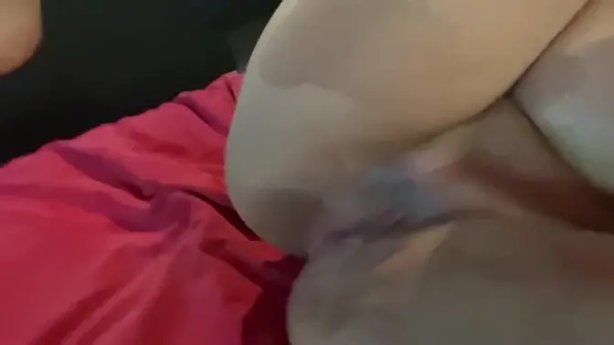 Girl gets amazing orgasm from intense fingering