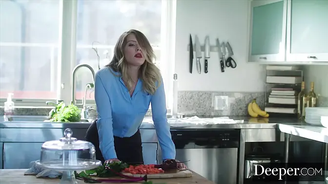 Giselle Palmer's craving for deep cock fulfilled