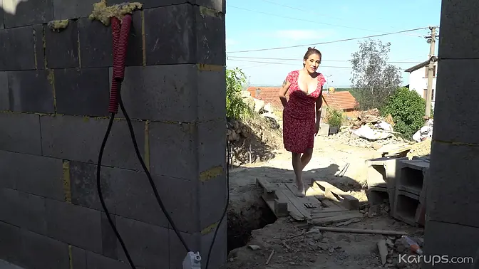 Grandma's juicy outdoor blowjob for her young stud