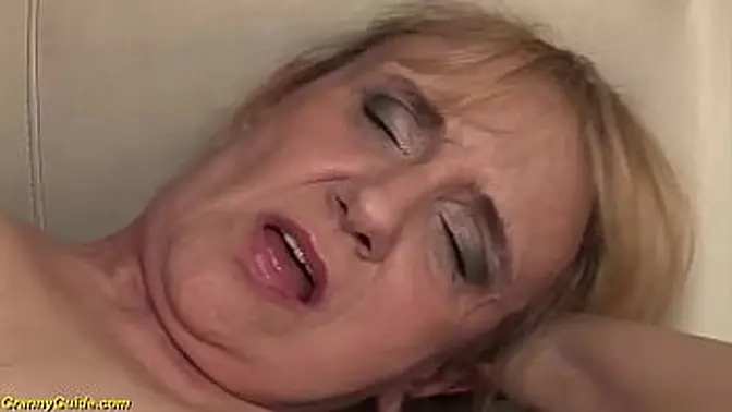 Granny deepthroats big black cock in her first rough fuck lesson