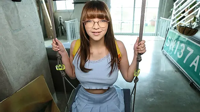 Hairy girlfriend's pussy stretched by boyfriend's massive cock