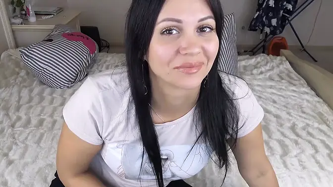 Hairy Pussy Opens, You Jerk off and Drain Into It From a Distance 