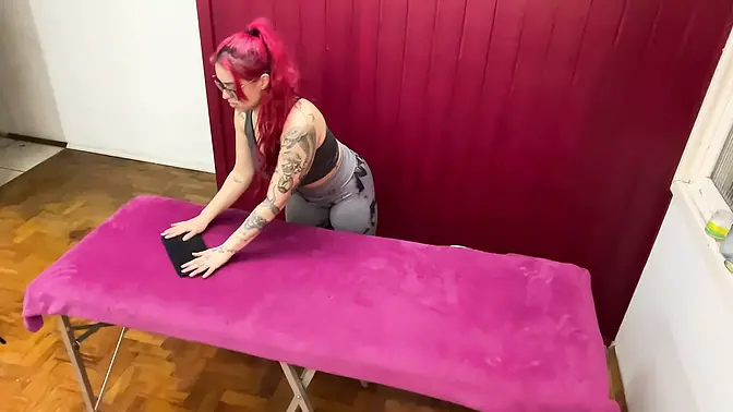 Handsome guy gives happy ending massage with cum in mouth