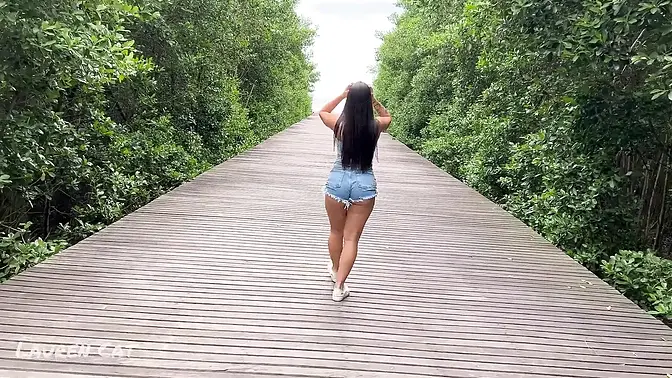 He Took Me for a Ride and I Ended up Giving My Ass Inside the Car