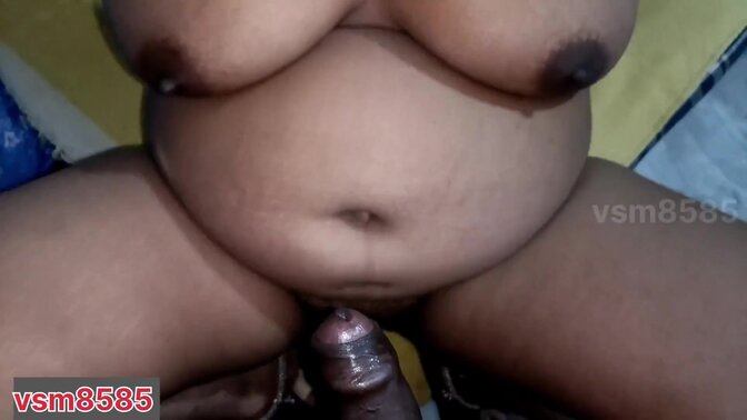 Homemade couple plays with nipples and big tits