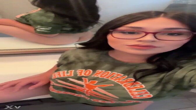 Horney Latina wife exposes her big booty in Texas