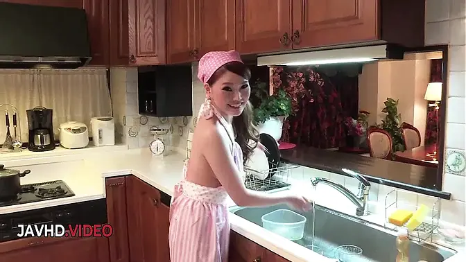 Hot Asian MILF gives jaw-dropping blowjob before POV sex