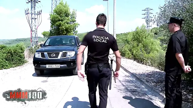 Hot blonde MILF Tamara Dix double-fucked by two police officers