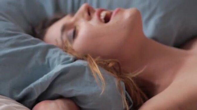 Hot brunette gives a mind-blowing oral orgasm