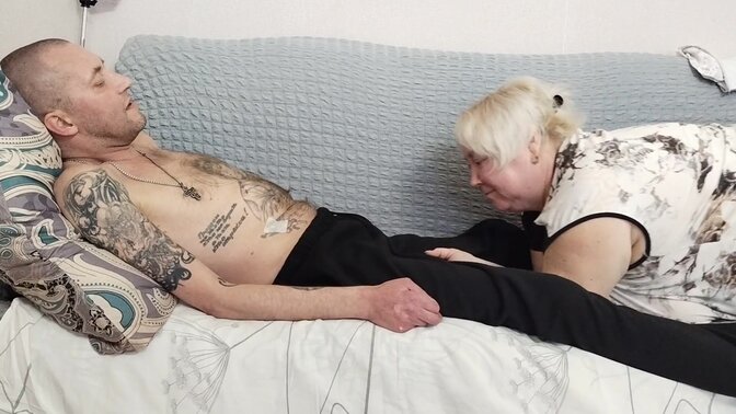 Hot GF swallows lover's cum after deepthroat blowjob