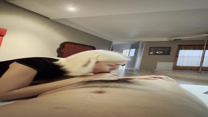 Hot Hispanic MILF loves massive cock in homemade POV doggystyle