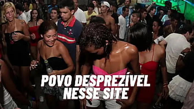 Hot Latina slut gets pounded in public and deep throats