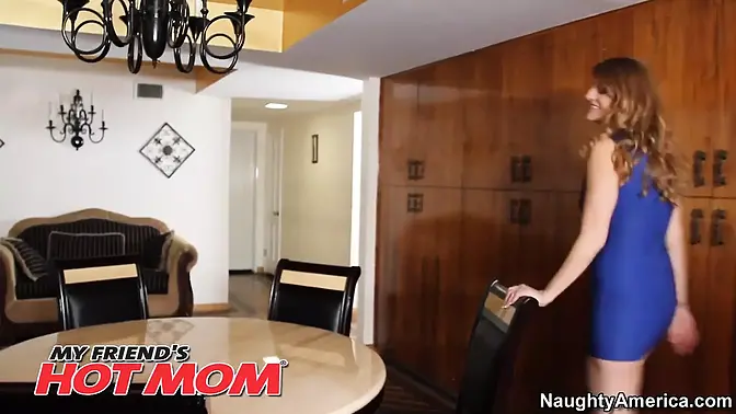 Hot mature mom in high heels gets 69 and facials