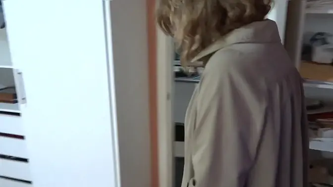 Hot MILF shows off in lingerie and begs for cum