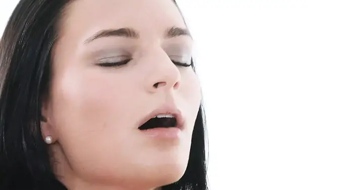 Hot MILF stuffs her ass with her huge boobs