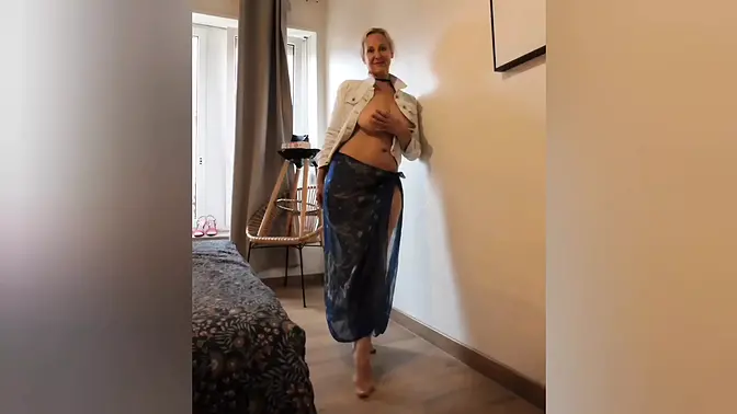 Hot MILF wife plays sex games and licks pussy