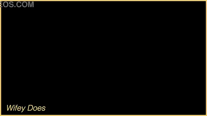 Hot MILF with big boobs runs in tight sports bra