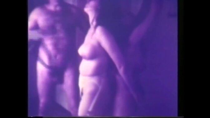 Hot Threesome Beating with a classic touch 