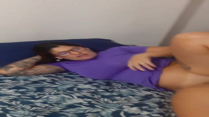 Hot wife gets fucked while counting everything that turns her on