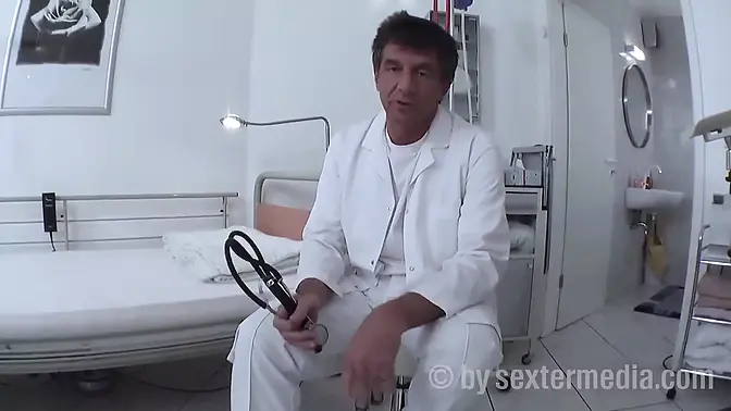 Hottest Doctor Fucks Prettiest Patient and Sexy TS in Threesome