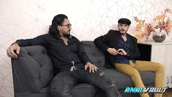 Hotwife Cintia Lara enjoys group anal with husband and friend