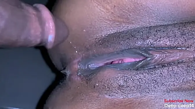 Hotwife with round ass enjoys sex with stranger